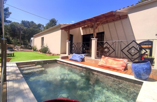 Montseret Villa | VILLA BELLEVUE / BALNÉO / AVEC PISCINE / CLIM