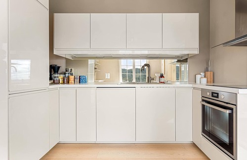 Bergenhus Appartement | Villa Bellevue I hot tub I parking I Terrace