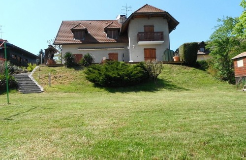 Cuvat Villa | Villa BelleVue, proche Lac Annecy + domaines skiables, cuisine neuve, 4 chambres: 8 per., sauna