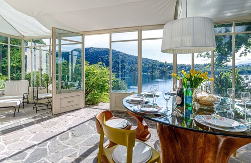Comabbio Villa | Villa Berenice Au Bord Du Lac, Comabbio, Italy