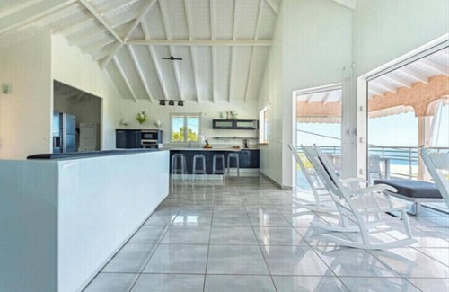Pointe-Noire Maison | NOUVEAU SPA DANS VILLA ENTRE MER ET MONTAGNE