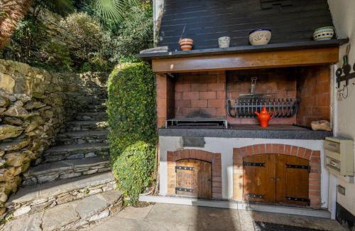 Rapallo Villa | Villa Bianca luxury property in Rapallo