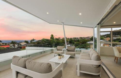 Caves Beach Maison | Villa Bianco