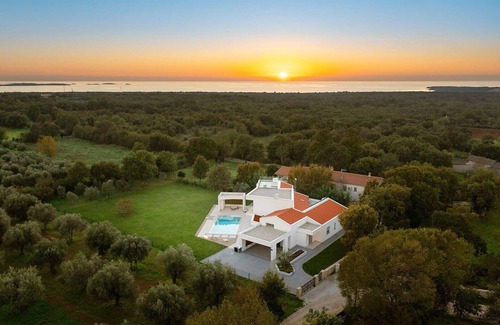 Gajana Villa | Villa Brioli in Gajana