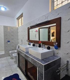 Shanzu Appartement | Villa Buerk Serena Suite Bed & Breakfast, Wi-Fi, Pool