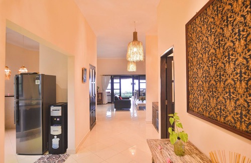 Dencarik Villa | Villa Bundar: luxe sur la plage Villa Avec personnel