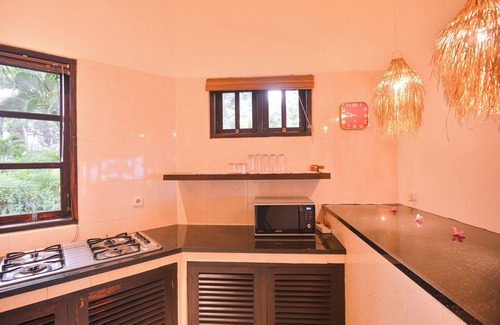 Dencarik Villa | Villa Bundar: luxe sur la plage Villa Avec personnel
