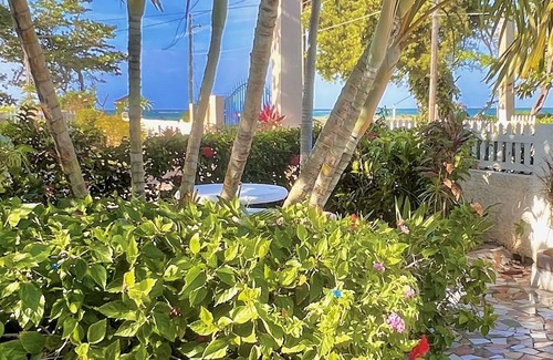 Silver Sands Maison | VILLA PRIVÉE EN BORD DE MER - À DEUX PAS DE LA PLAGE - SERVICES DE CHEF INCLUS
