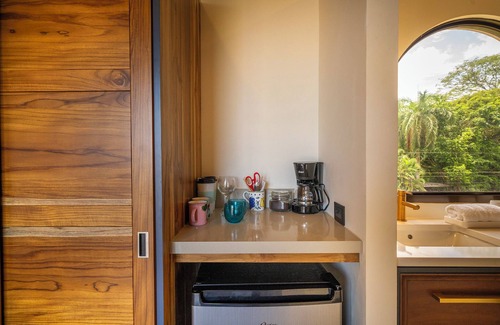 Potrero Maison | Villa Corina 5 Bedroom Ocean View Home