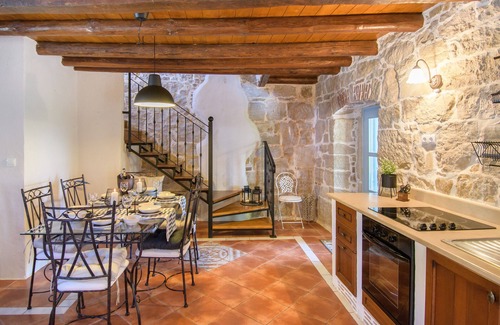 Buje Villa | Villa Stefani - villa en pierre avec piscine
