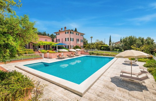 Corsanico Villa | Villa Cà ai Venti, harmonie et élégance dans les collines lucchoises surplombant la mer