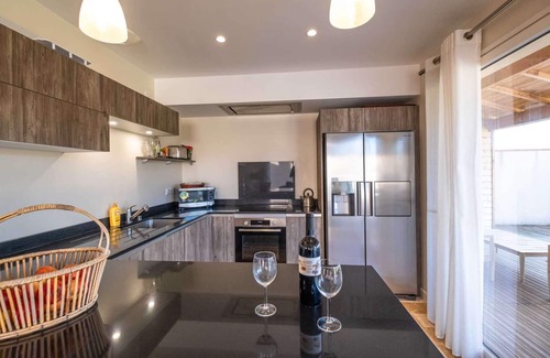 Castelnau-de-Montmiral Villa | Villa de lujo de 3 dormitorios y 3 baños con spa de natación en la finca Chateau