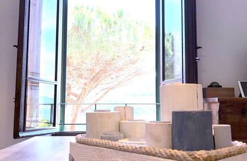 Bagnaia Appartement | Villa Cacciò sur la mer avec jardin privé