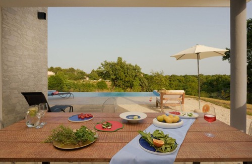 Krnica Villa | Villa Cala Sonriso for 8 people near Pula with heated pool & sea view