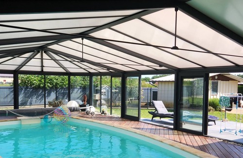 Dollon Maison | Villa Calme Avec Piscine Couverte