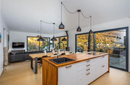 Saint-Amarin Villa | Villa calme avec vue 4 à 8 personnes - salle de sport