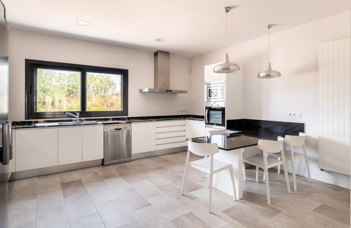 l'Aranjassa Villa | Villa 'Can Bellmunt' con piscina, jardín, terraza y Wi-Fi