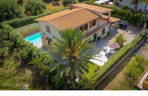 Salina Villa | VILLA CANAPé