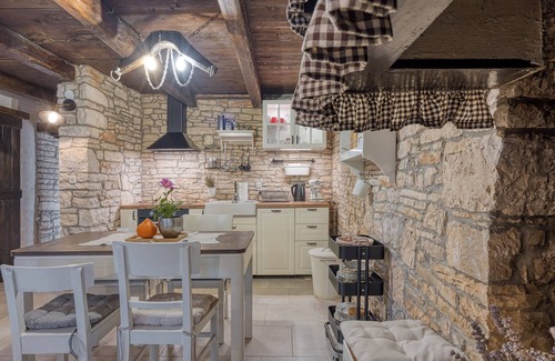Belavici Maison | Villa Capadinka with Whirlpool, Barban, Croatia