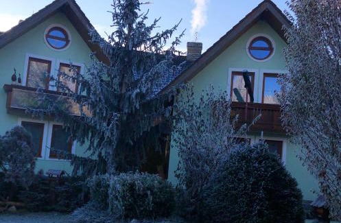 Nova Lesna Appartement | Villa Capri