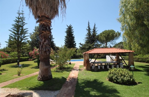 Monte Raposo Villa | Villa 'Casa Alcantarilha' avec piscine et Wi-Fi