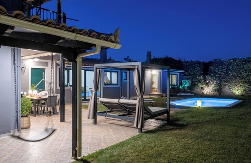 Kropia Villa | Villa Casa del G private pool and barbecue Special reservations for events.