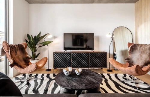 Richmond Appartement | Villa Casa ~ Designer 3BR Apt~2Car~Perfect Getaway