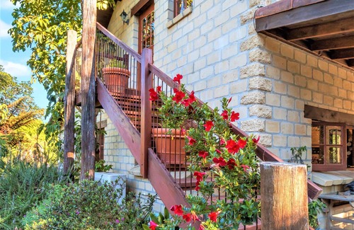 Katikati Maison | Villa Casa Maria Luxury Tuscan Farmhouse