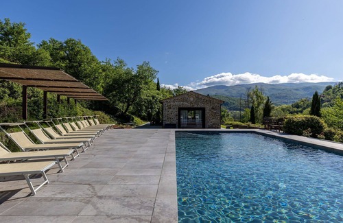 Castel Focognano Villa | Villa Casentino - Maison de campagne avec piscine privée à Capolona, Toscane