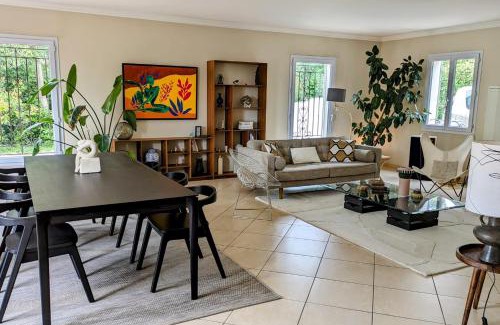 Villeneuve-les-Avignon Maison | Superbe maison avec terrasse et piscine - Villeneuve-lès-Avignon - Welkeys