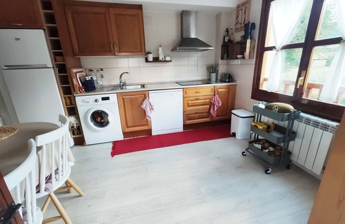 Castiello de Jaca Maison | Casa Castiello de Jaca, 4 dormitorios, 8 personas