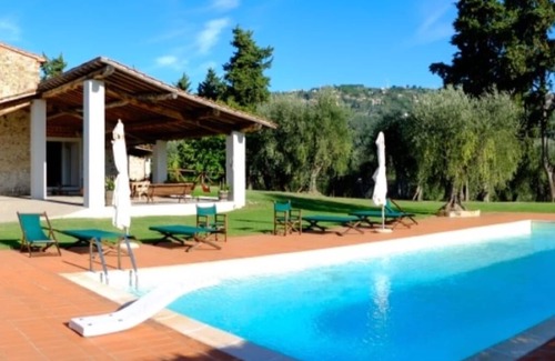 Stiava Appartement | Appartement de vacances situé dans une villa toscane avec piscine située au coeur de la Versilia