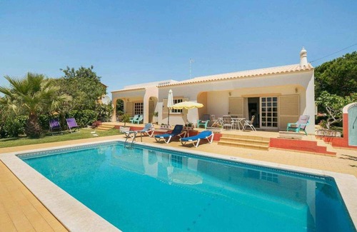 Cerro de Aguia Maison | Piscine privée, endroit calme, proche de toutes commodités