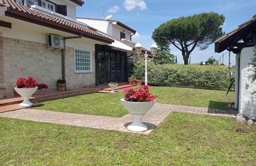 Borghesiana Maison | Villa Civetta tra Roma e i Castelli Romani
