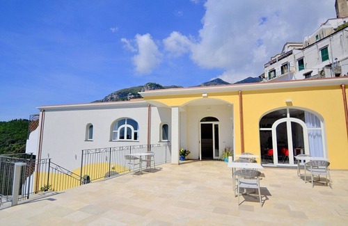 Pontone Maison | Villa Clarice F: Un studio lumineux et ensoleillé dans un endroit calme.