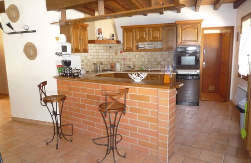 Pont-Saint-Esprit Villa | Villa Climatisée Avec Piscine Pour 8 Personnes à 5 minutes de l'Ardèche