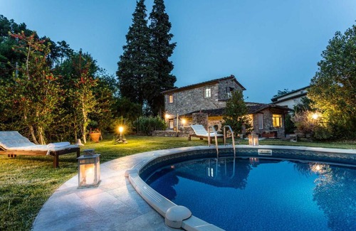 Pieve di Compito Villa | Villa Coccinelle, A secret sweet idyllic retreat for 2 couples with private pool & air conditioning