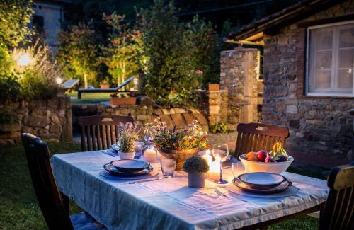 Pieve di Compito Villa | Villa Coccinelle, A secret sweet idyllic retreat for 2 couples with private pool & air conditioning
