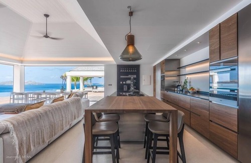 Barriere des Quatres Vents Villa | Villa Coco | Beach View - Located in Beautiful Lorient Beach with Private Pool