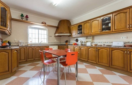 Pechao Maison | Villa Coelho by Pechão, 3chambres avec Wi-Fi et barbecue