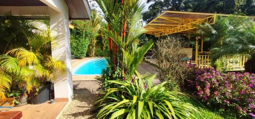 Nuevo Arenal Maison | Villa Colibri at LakeGardens