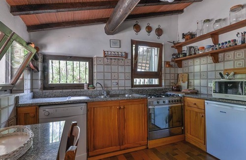 Vigne Giunche Villa | Villa 'Colombaia' with Private Garden and Wi-Fi