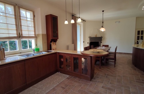 Porto Sant'Elpidio Villa | Villa con Piscina Privata