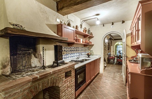 Vorno Villa | VILLA CONTE - Sept Chambres Villa, Couchages 14
