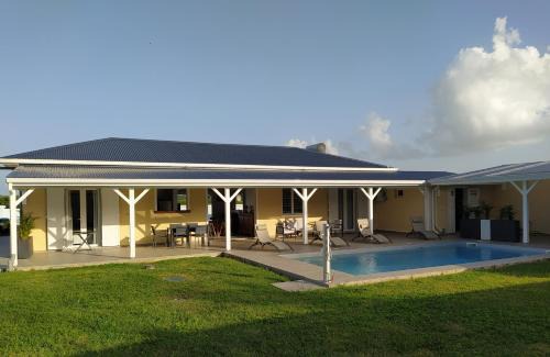 Anse-Bertrand Lit Et Petit-Déjeuner | Villa Créoléna