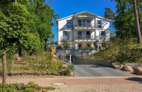 Binz Appartement | Villa "Düne 4" - WG1 im EG mit Terrasse strandnah