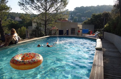 Peypin Villa | Villa d'archi Aix & Marseille, jardin & piscine chauffée / -10% Résa Anticipée !