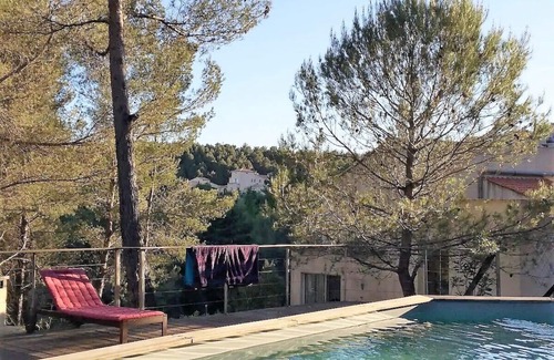 Peypin Villa | Villa d'archi Aix & Marseille, jardin & piscine chauffée / -10% Résa Anticipée !