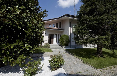 Alba Villa | VILLA DANTE 3 appartements 7 chambres 3 salles de bain box 225 mètres carrés
