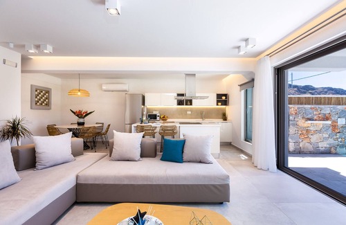 Plakias Villa | Villa Daphne- Naiades / 2 chambres, luxe, front de mer